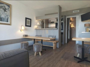 Studio confortable · Ski aux pieds · Balcon - FR-1-346-556